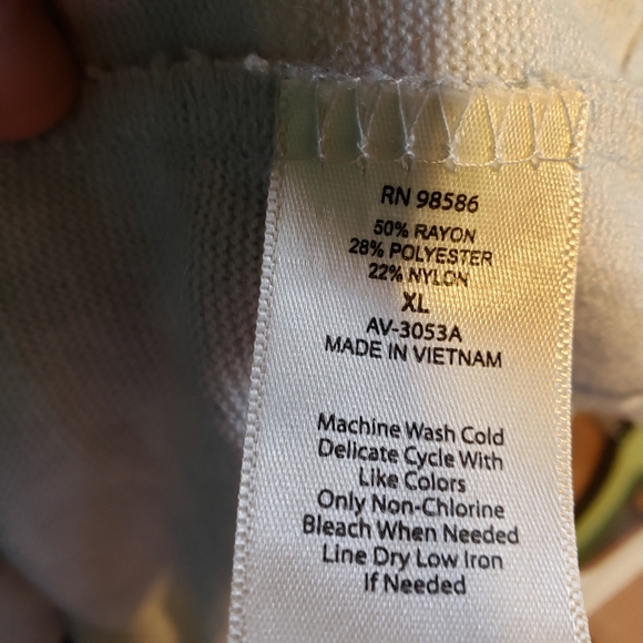 Ava James XL Cowell Sweatshirt - Picture 5 of 5